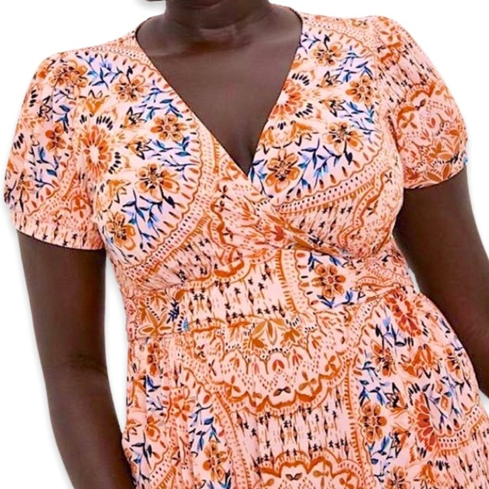 Torrid NWTs Women’s Peach Medallion Studio Knit Puff Sleeve Skater Midi Dress 5X